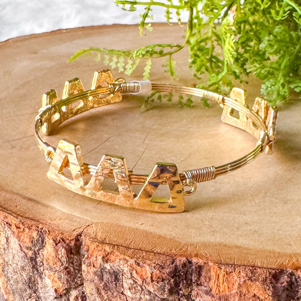 NWT Delta Delta Delta Sorority Bangle Bracelet